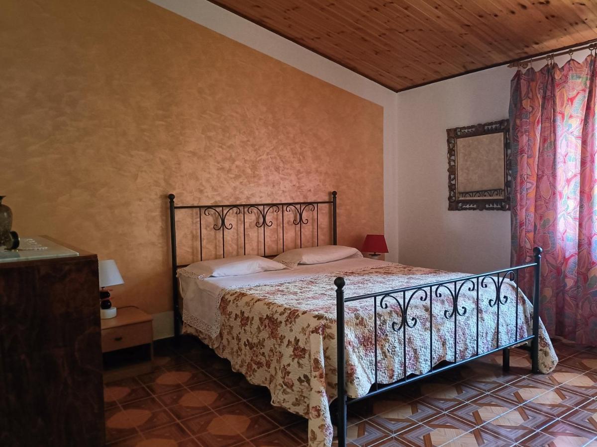 Appartamento Gradoli, Lago Di Bolsena Bagian luar foto